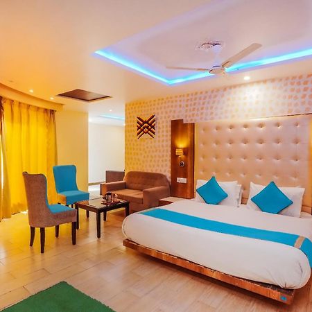 Nature Valley View Resort Mashobra !! Luxury Choice !! Gaming Zone !! Open Terrace !! Big Parking شيملا المظهر الخارجي الصورة